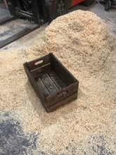 Load image into Gallery viewer, Apple Crate