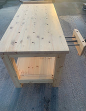 Load image into Gallery viewer, Woodworker Woodworking Bench